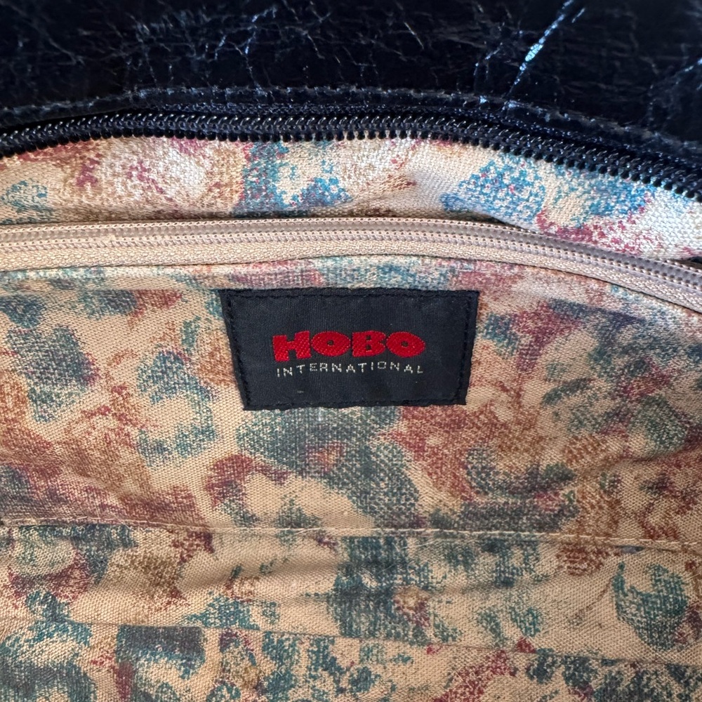 HOBO Black Leather Bow Shoulder Bag - Picture 7 of 8